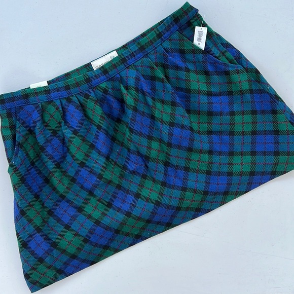 Old Navy Plaid Wool Skirt - Picture 5 of 5